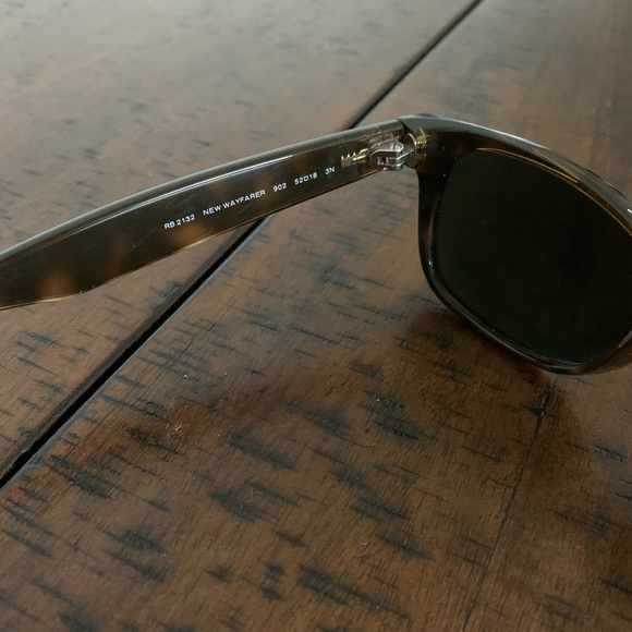 Ray-Ban New Wayfarer Tortoise Sunglasses - Picture 3 of 7